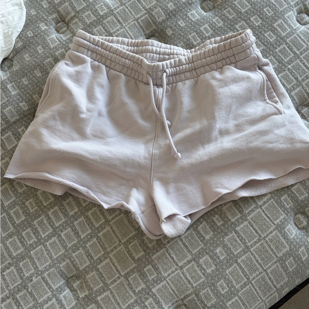 Aritzia TNA Cozy Fleece Boyfriend Shorts